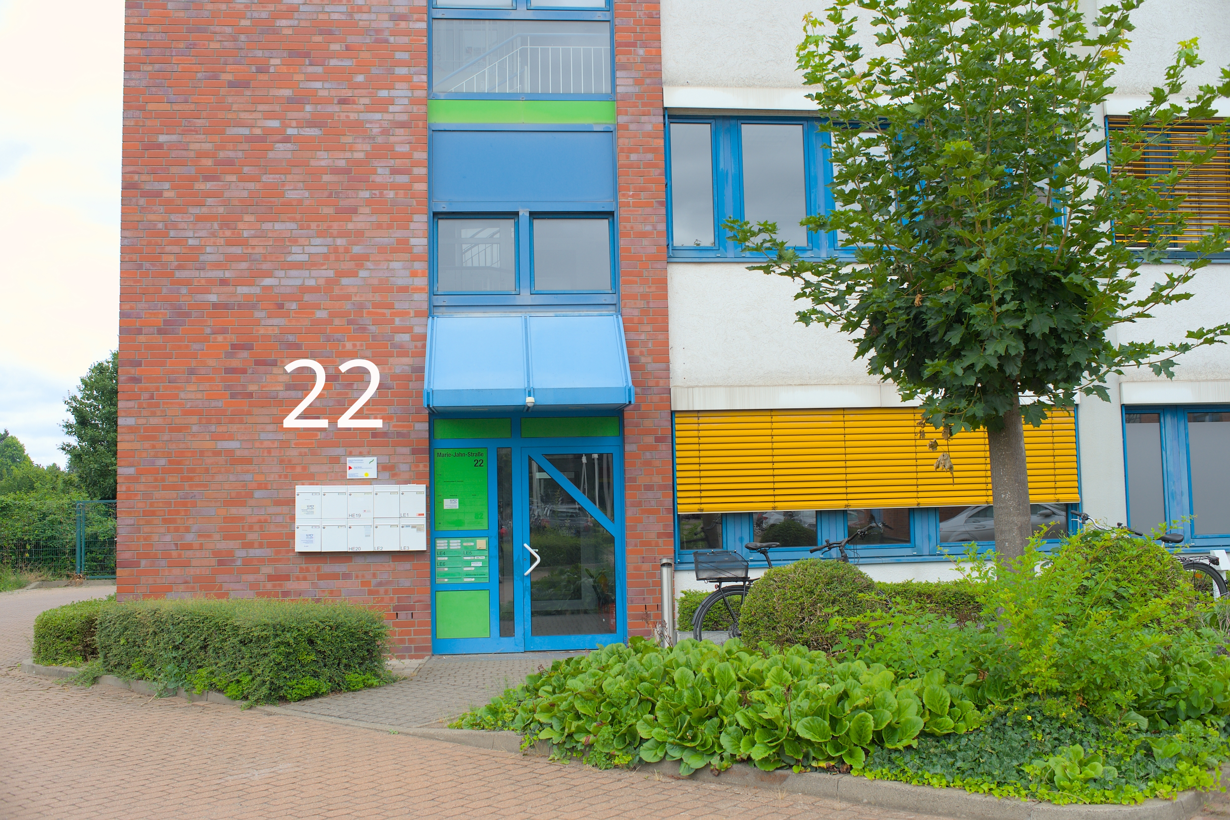 Eingang Nr. 22 in Marie-Jahn-Str.